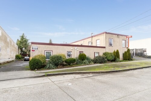 Primary Photo - 8600 Aurora Ave N