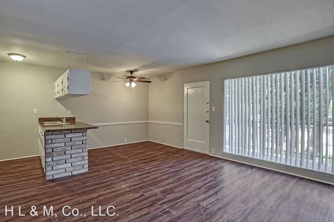 Primary Photo - 510 Branard St