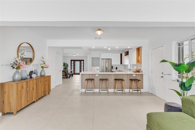 Building Photo - 141 SW 23rd Rd