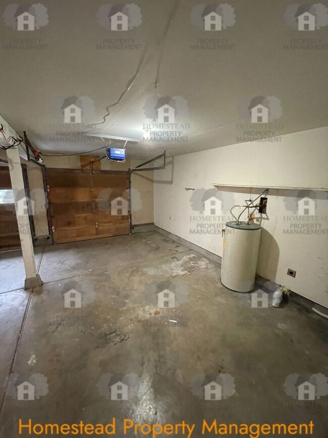 Building Photo - Celebrate the new year with 1/2 off one months rent!