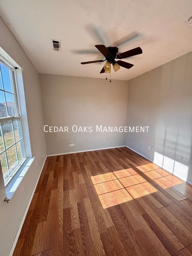 Building Photo - 2520 Mary Phelps Dr