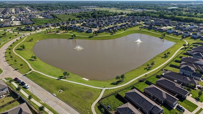 Building Photo - 14230 Overbrook Willow Wy