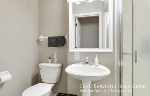 Building Photo - 2840 Kenwood Isles Dr