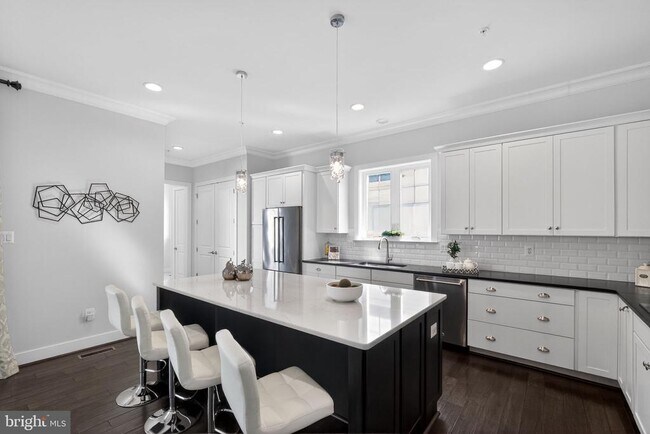 Building Photo - 11540 Iager Blvd