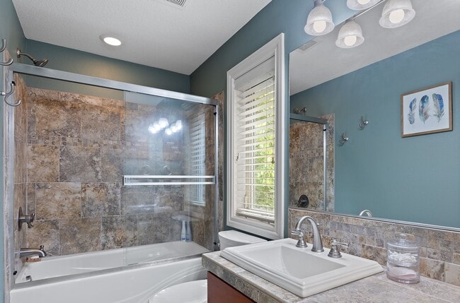 Building Photo - Desirable Oregon City / Luxury Home, High End Amenities, Central Air, Central Vac, Tank-less Hot ...