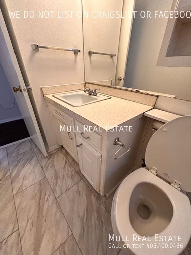 Building Photo - 9721 Lyric Ln