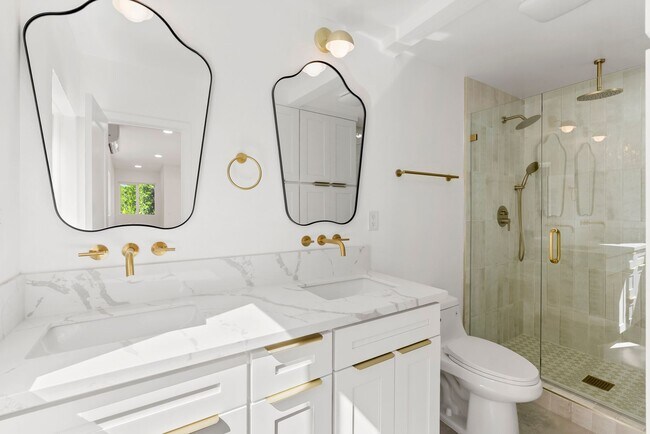 Building Photo - 3646 Curlew St