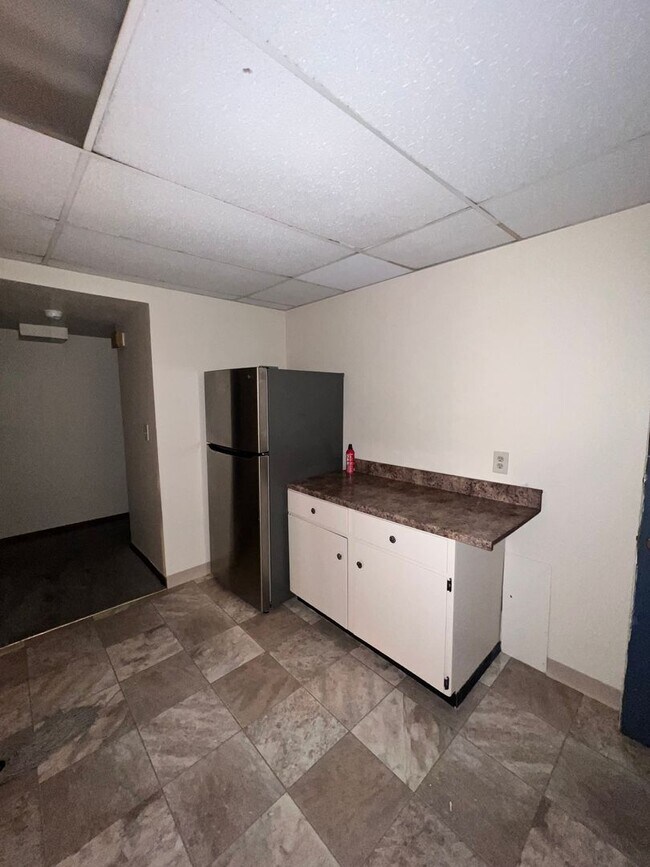 Building Photo - 4277 S 4th St