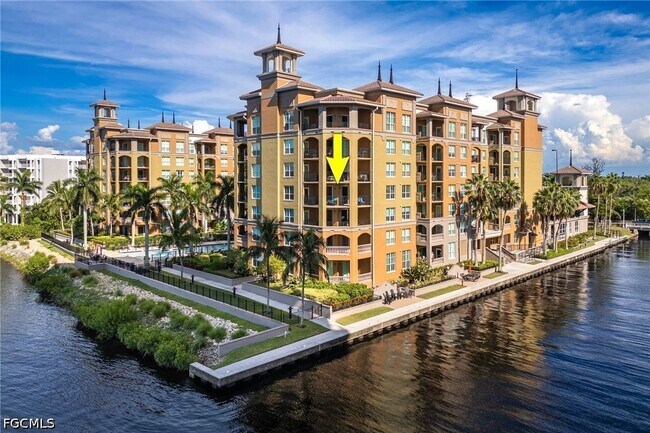 Building Photo - 2825 Palm Beach Blvd