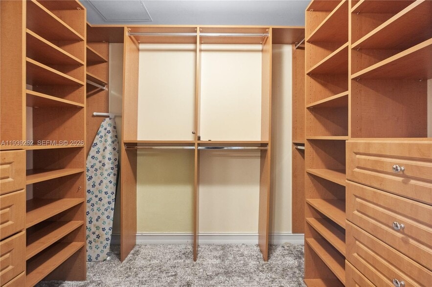 Building Photo - 1850 S Ocean Dr