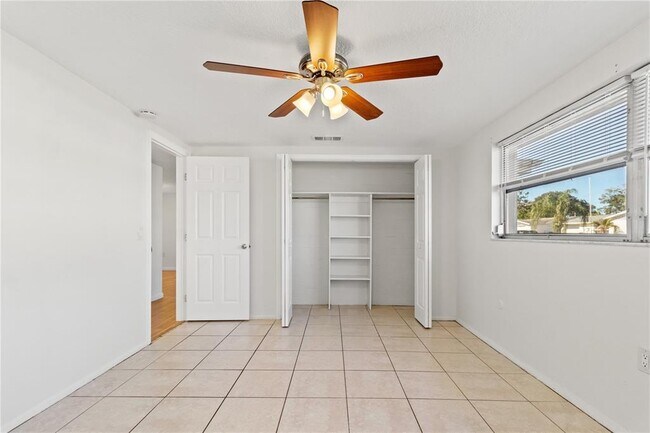 Building Photo - 4032 Westwood Dr