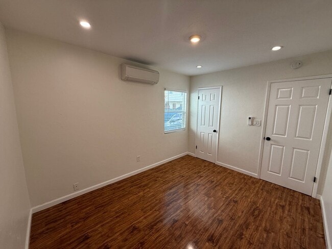 Building Photo - 4017 Alabama St