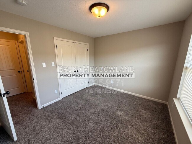 Building Photo - 2319 Talbott Way