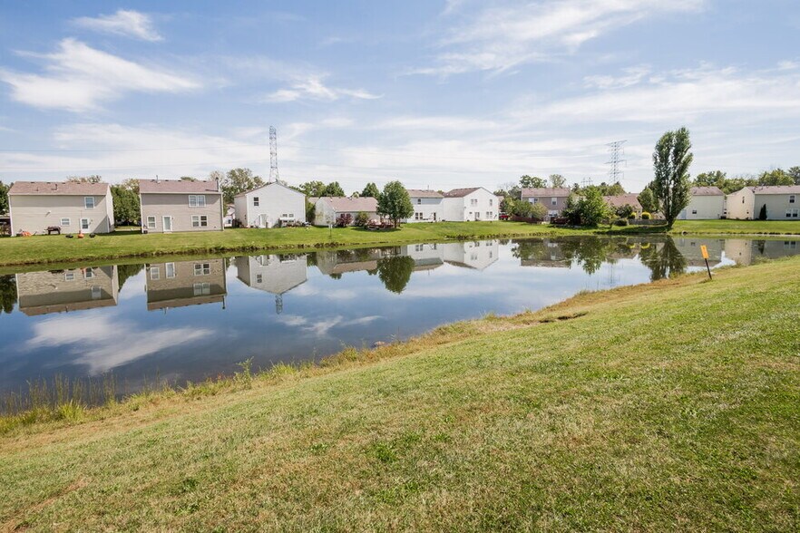 Building Photo - 1929 Orchid Bloom Dr
