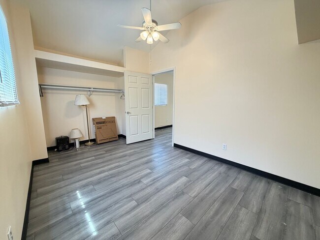 Building Photo - READY TO MOVE IN- MUST SEE - TWO CAR OFF STREET PARKING SPOTS AND UTILITIES PAID