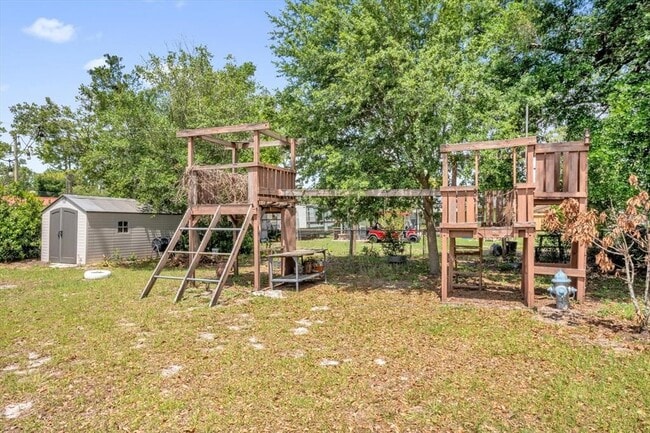 Building Photo - 739 Seminole Ave