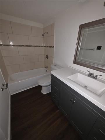 Building Photo - 6032 Westridge Ln