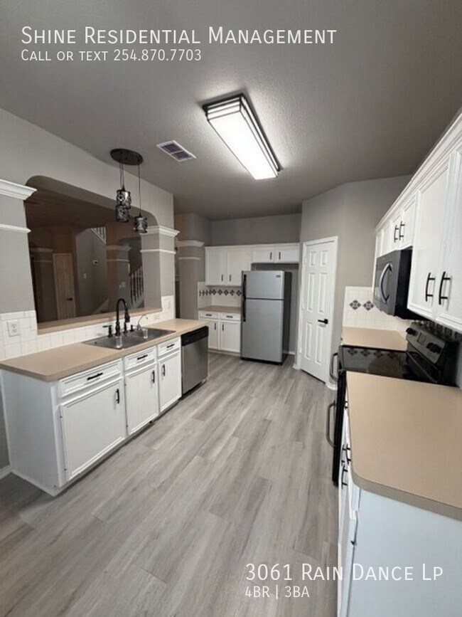 Building Photo - 3061 Rain Dance Loop