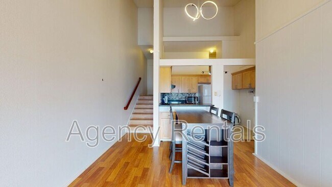 Building Photo - 98-1403 Kaahumanu Street #B
