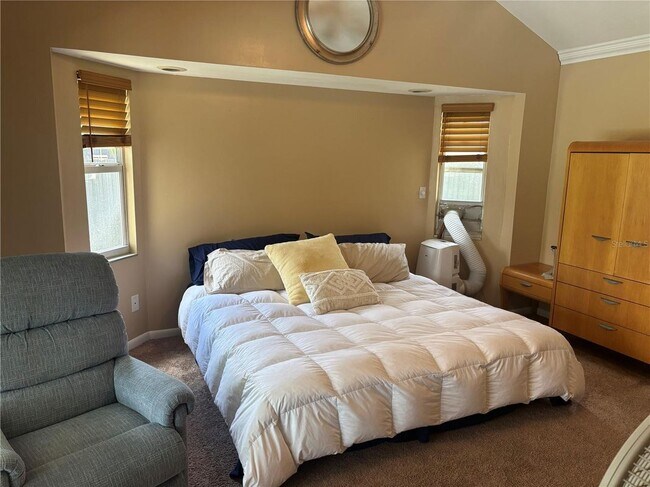 Building Photo - 212 Jefferson Ave