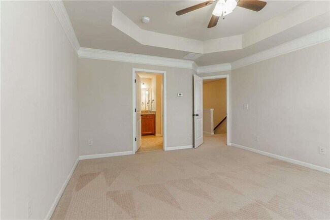 Building Photo - 1299 Hopkins Dr