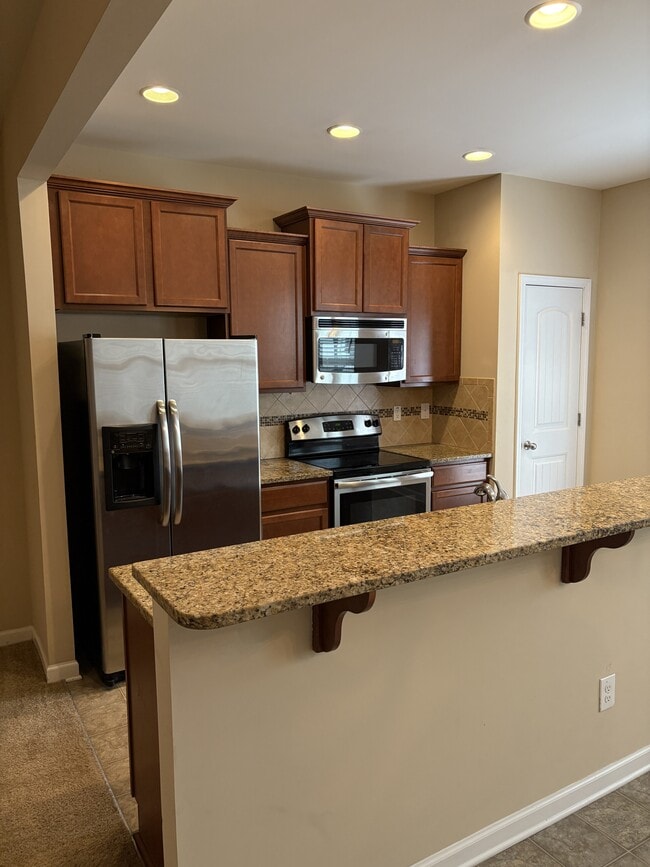 Building Photo - 3605 Landshire View Lane