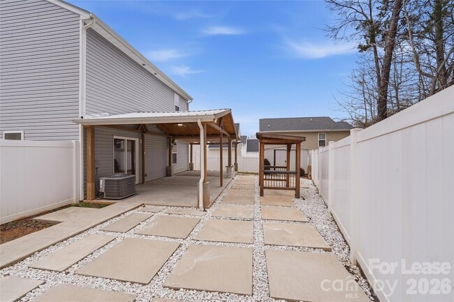 Building Photo - 8422 Candlenut Ln