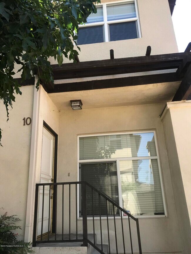 Building Photo - 77 S Sierra Madre Blvd