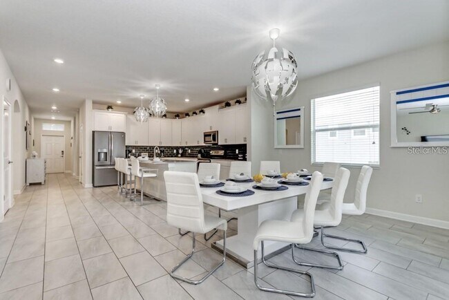 Building Photo - 1561 Flange Dr