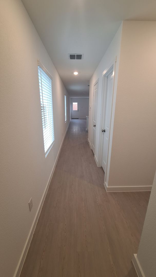 Building Photo - NEWLY BUILT 3 bedroom 2.5 Bath! *1.5 MONTH...