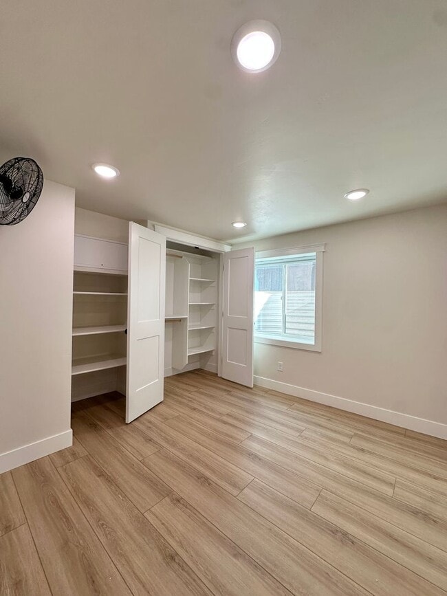 Building Photo - RR 156 Duplex