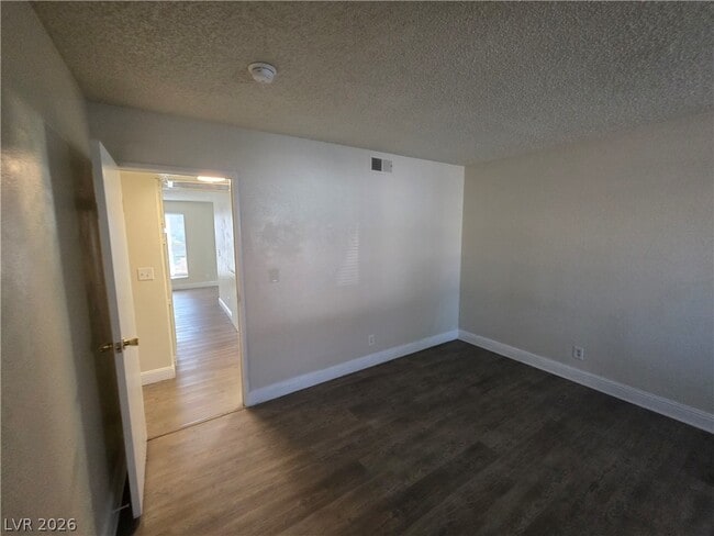 Building Photo - 4941 Newport Cove Dr