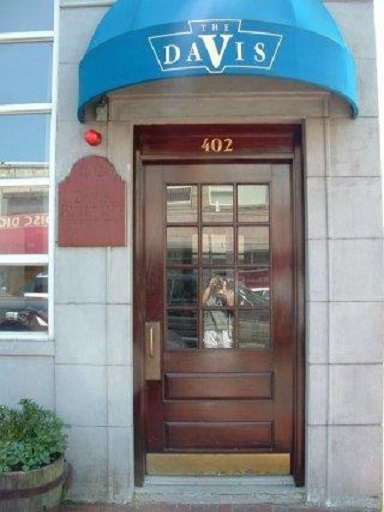 Building Photo - 406 Highland Ave