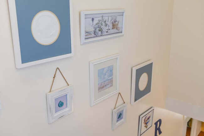 Building Photo - 640 S Columbia St