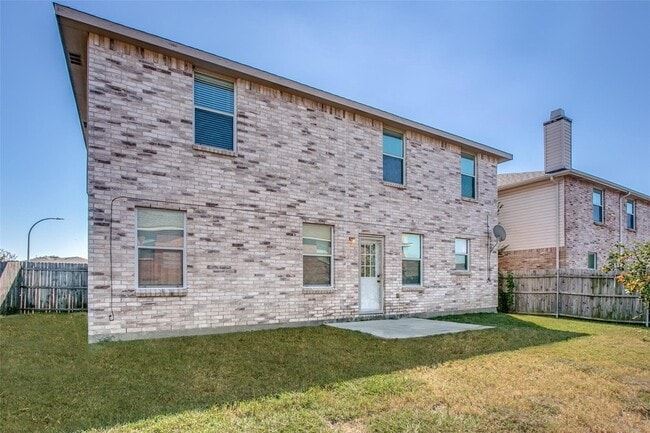 Building Photo - 16133 Windsong Ct