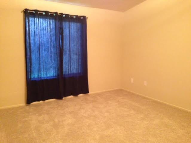 Building Photo - 2 Bedroom 2 Bath Condo in Sunset Mountain ...