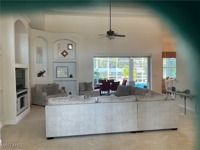 Building Photo - 2605 Beach Pkwy W