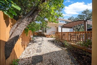 Building Photo - 9115 Timber Ranch