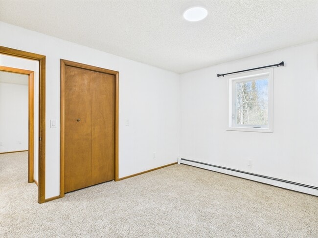 Building Photo - 614 Ouida Way