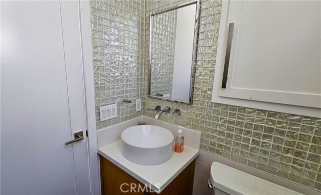 Building Photo - 237 1st St