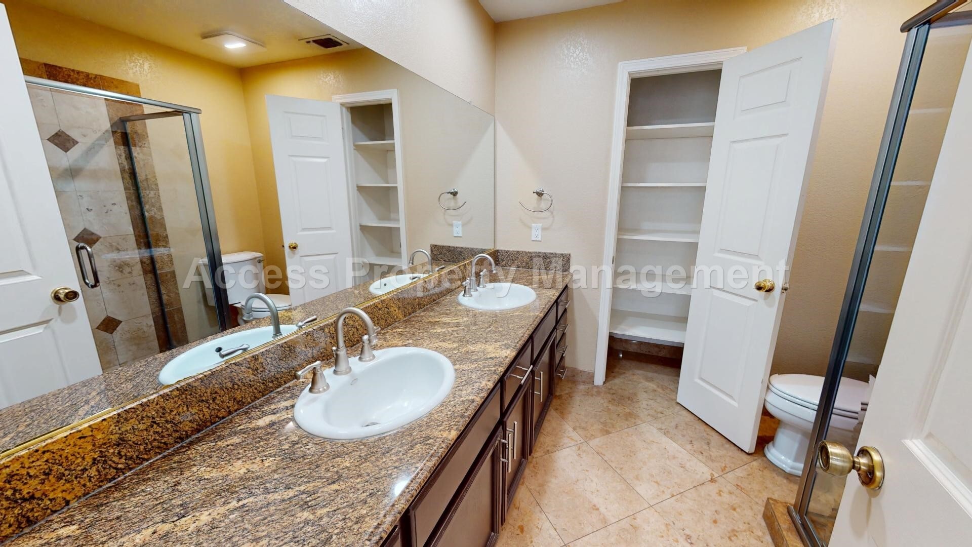 Building Photo - 2141 Norik Dr