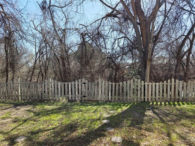 Building Photo - 16303 Ascent Cove