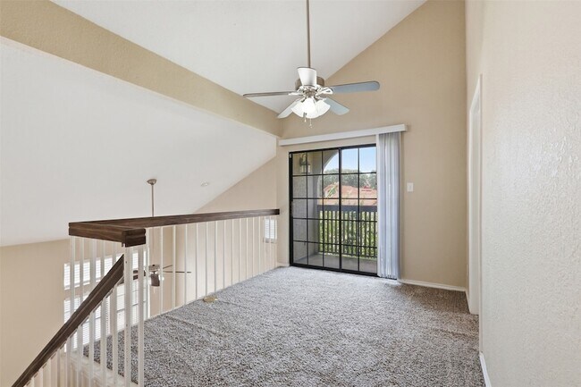 Building Photo - 608 Fiesta Cir