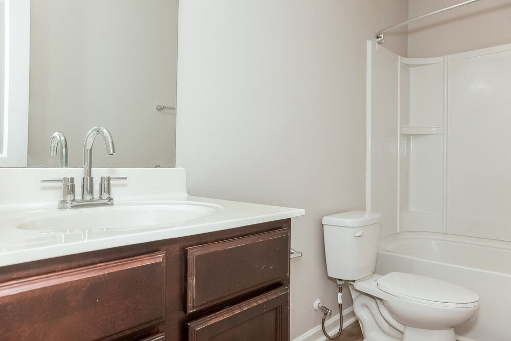 Building Photo - 1924 Eastway Dr