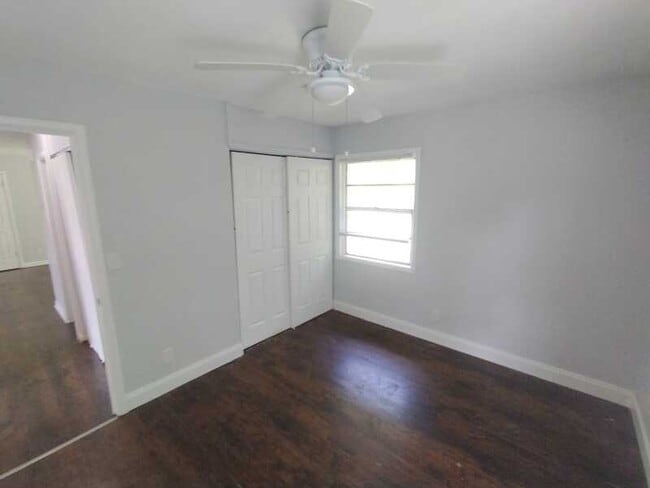 Building Photo - 6607 Rhone Dr