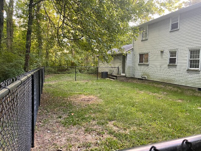 Building Photo - 28 Salem Rd