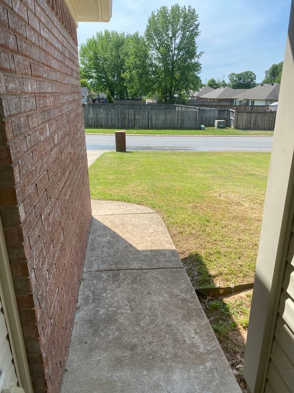 Building Photo - 1204 Pinnacle Dr