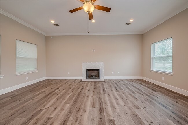 Building Photo - 6022 Fite Rd