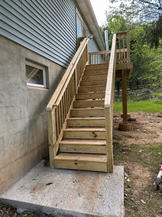 Building Photo - 2412 Winding Way