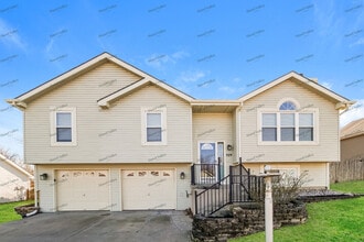 Building Photo - 929 Park Ave